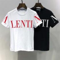 2色可選 2019年春夏シーズンの人気 クールな印象を引き立て ヴァレンティノ VALENTINO Tシャツ/ティーシャツ