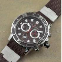 超決定版ULYSSE NARDIN　 ユリスナルダンマキシ・マリンダイバー・クロノグラフ 8003-102　オリジナル自動巻メンズ腕時計