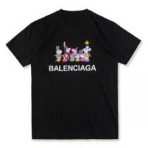 稀少*入手困難 バレンシアガ BALENCIAGA 現代的な印象 2色可選 半袖Tシャツ 個性的なモデル