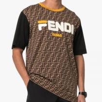 軽やかな素材感 FENDI フェンディ半袖Tシャツ 2色可選 今年の正解大人気新作 快適な着心地
