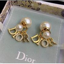結婚式☆Dior☆“Dior Tribales”新作ディオールコピー ⛻通販クリスタル&パールピアス高級ブランドアクセサリー