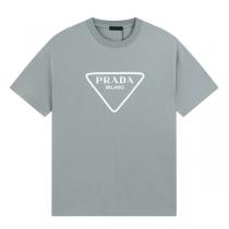 PRADA コピー ♓ プラダ  Tシャツ メリヤス綿生地 2023トレンドの色 吸湿、通気性に優れ 普段使い 上品な雰囲気を兼ね