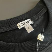 23年最新作 ロエベ スーパー コピー ❓  Tシャツ 立体エンボスロゴ LOEWE 凹凸感のある 高級感が湧く 100%綿
