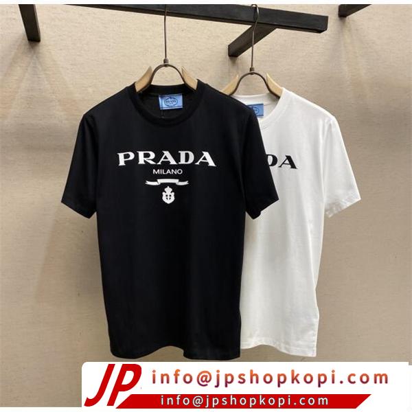 23シーズン 新作プラダ スーパー コピー ♌ Tシャツ PRADA 立体定番ロゴ 100%綿を採用 