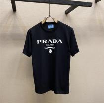 23シーズン 新作プラダ スーパー コピー ⛄ Tシャツ PRADA 立体定番ロゴ 100%綿を採用 