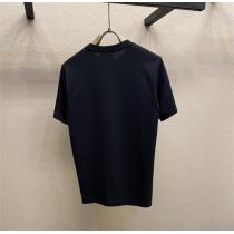 23シーズン 新作プラダ スーパー コピー ✌ Tシャツ PRADA 立体定番ロゴ 100%綿を採用 