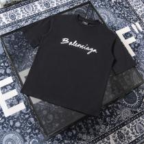 BALENCIAGA スーパー コピー ♊ Tシャツ バレンシアガ 「シンプル」 ロゴプリント 手書きスタイル
