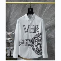 メンズライクな印象 VERSACE 偽物 シャツ メドゥーサロゴ プリント 2色 ヴェルサーチ