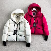 冬のお勧め♡♡MONCLER 偽物 ダウンジャケット Airy 3D ロゴ フード付き 2色 モンクレール